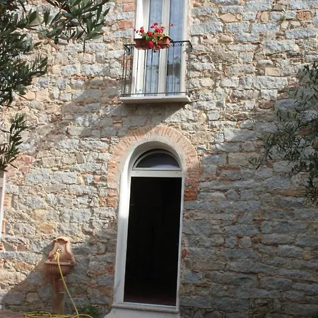 La Casa Di Zia Zaira Holiday home *